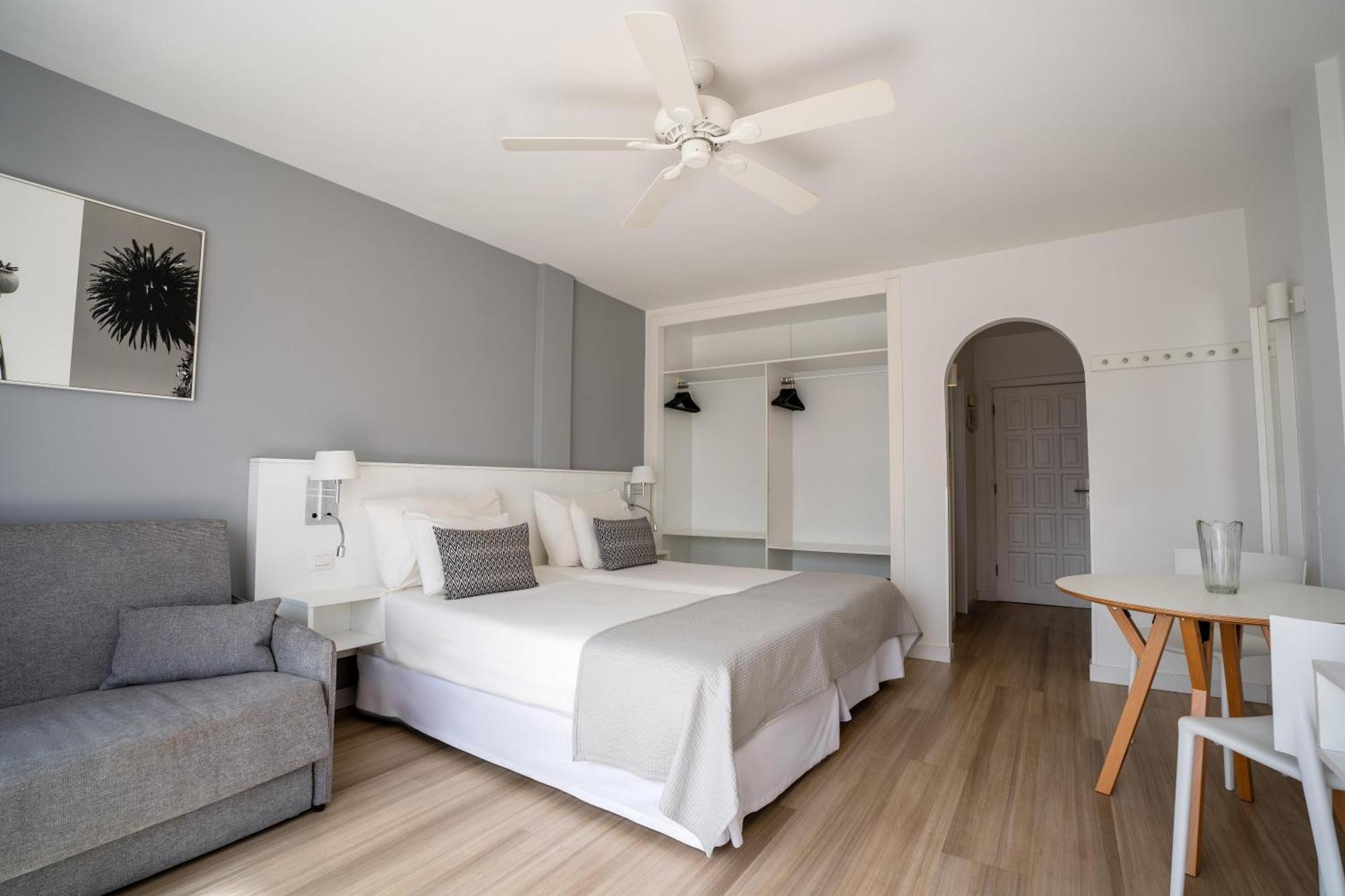 Coral California - Adults Only * Playa de las Americas (Tenerife)